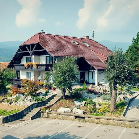 Zupancicev Hram 3* Dragatuš