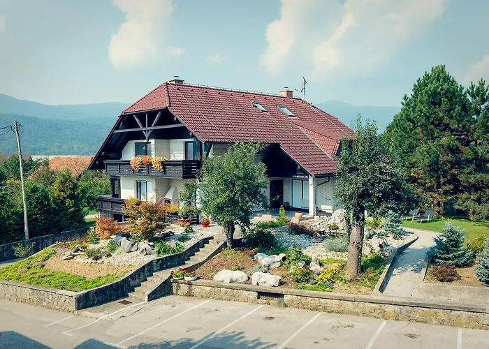 Zupancicev Hram 3* Dragatuš